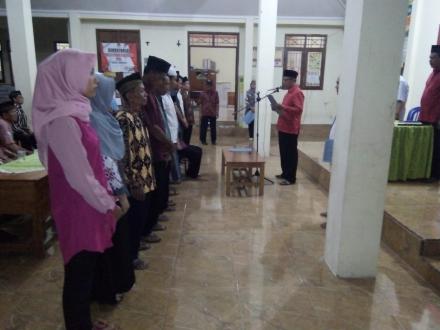 RAPAT PEMBENTUKAN PANITIA PEMILIHAN KEPALA DESA DUREN